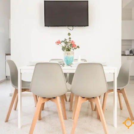 Apartment Floral By Livework Cadiz