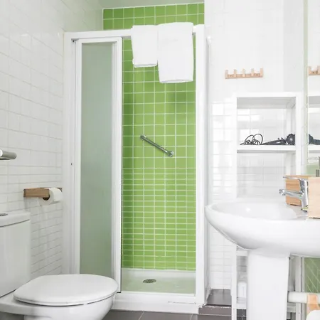 Floral By Livework Daire *